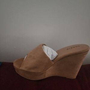 New Torrid 9.5 WW Wedge Platform Slide